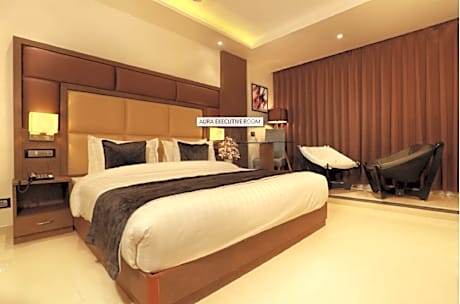 Aura One Hotel