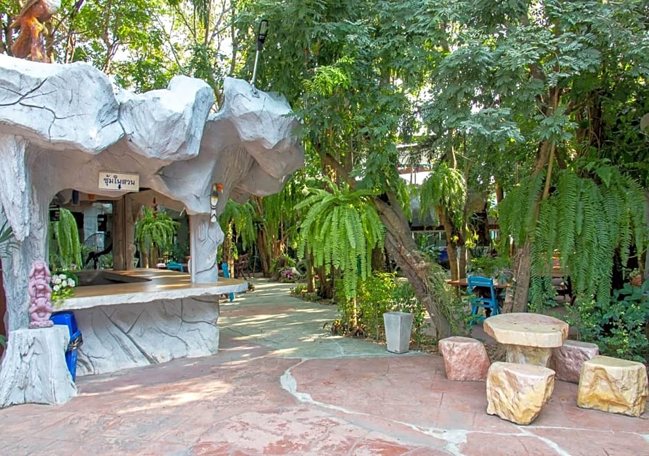 Suwanna Riverside Resort