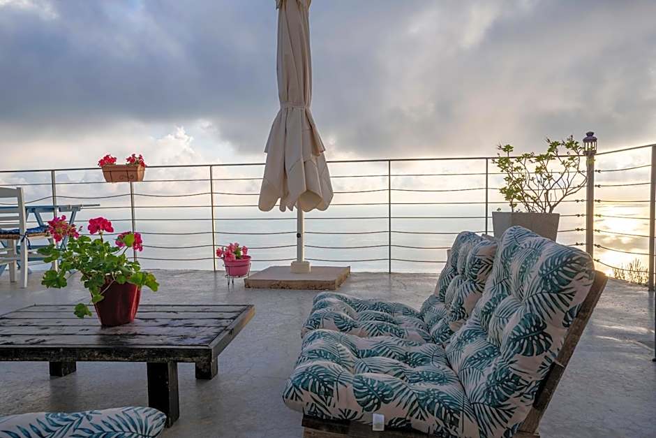 Serenity Boutique Suites