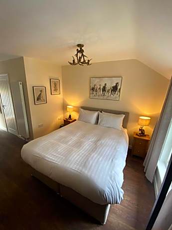 The New Forest Inn