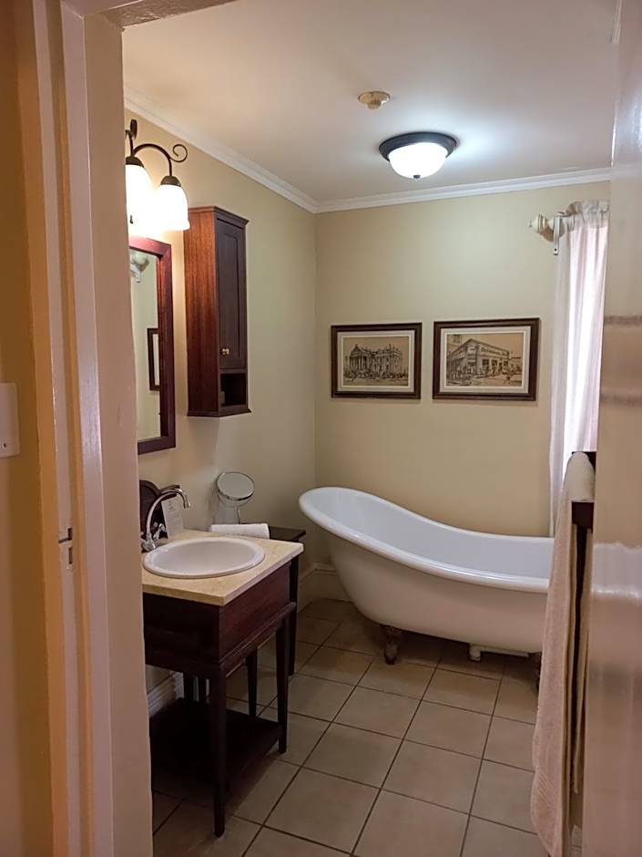 Kimberley Club Guesthouse