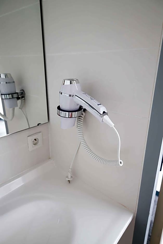 Brit Hotel Confort Saint-Lô