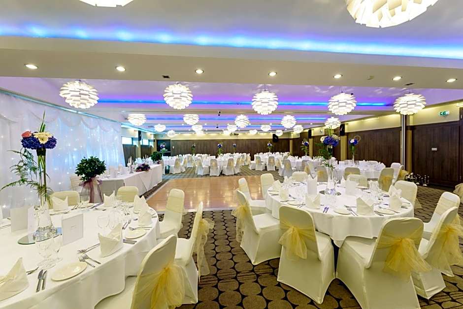 Crowne Plaza London - Kingston By IHG