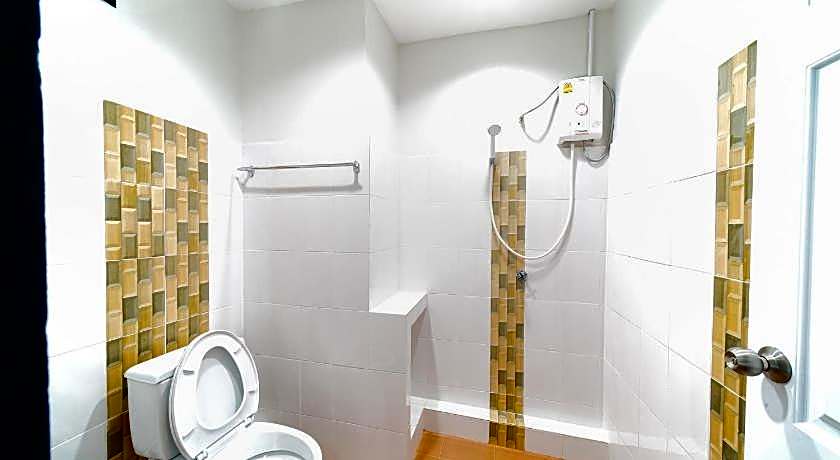 Saiyud hostel maehongson