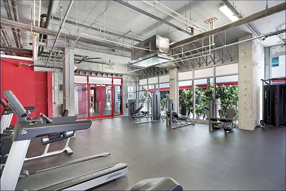 Global Rent Apart - Costa Hollywood