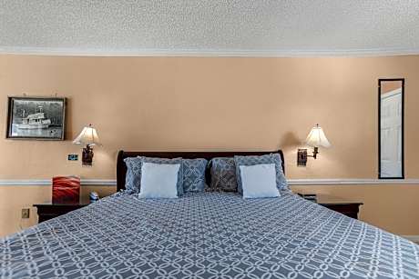 King Room - No Water View
