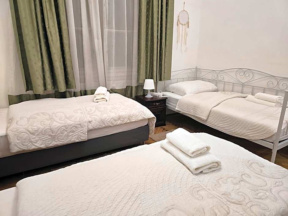 Budapest B&B Bed and Breakfast