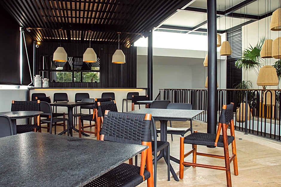 Casa Continental Hotel Boutique & Suites - Adults Only