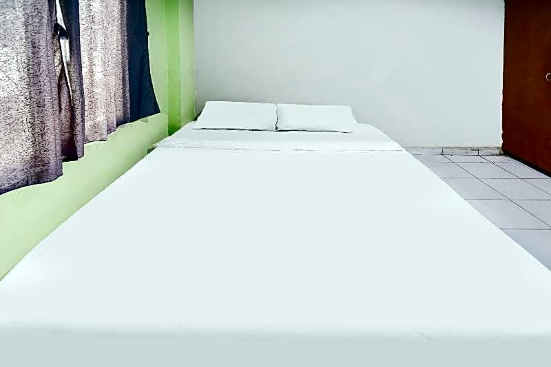 Hotel O Solo Baru 2 Homestay Syariah