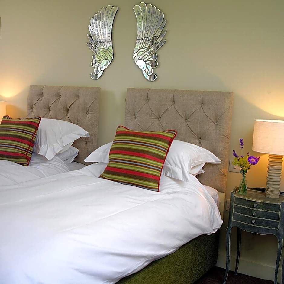 The Swan Inn Swinbrook