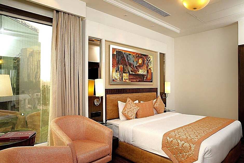 Inde Hotel Signature Tower