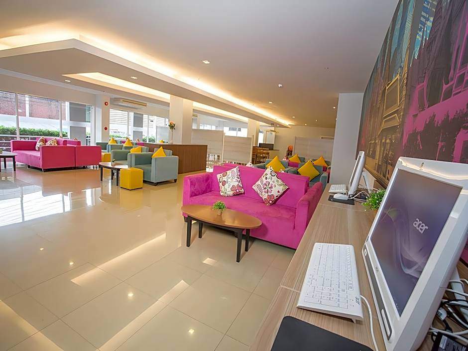 R-Con Hotel @ Siam