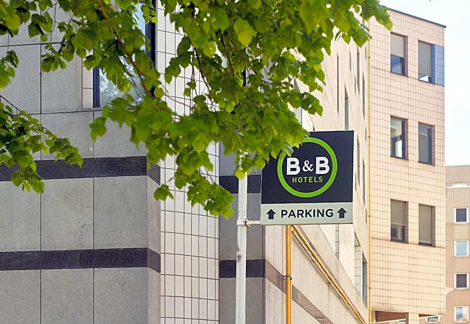 B&B HOTEL Saint-Quentin-en-Yvelines Centre Gare 4 étoiles