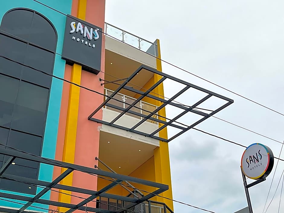 SANS Hotel Premiere Majapahit Semarang