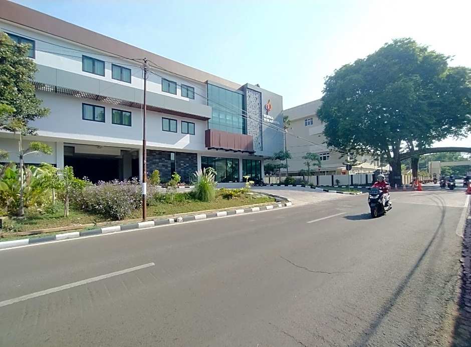 Urbanview Wisma Wirasatya Akpol Semarang By RedDoorz – Semarang, IA