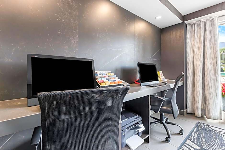 Best Western Plus Banff International Lodge