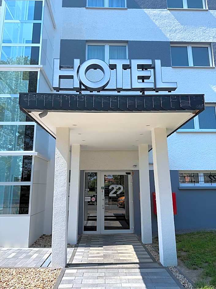 Hotel 22