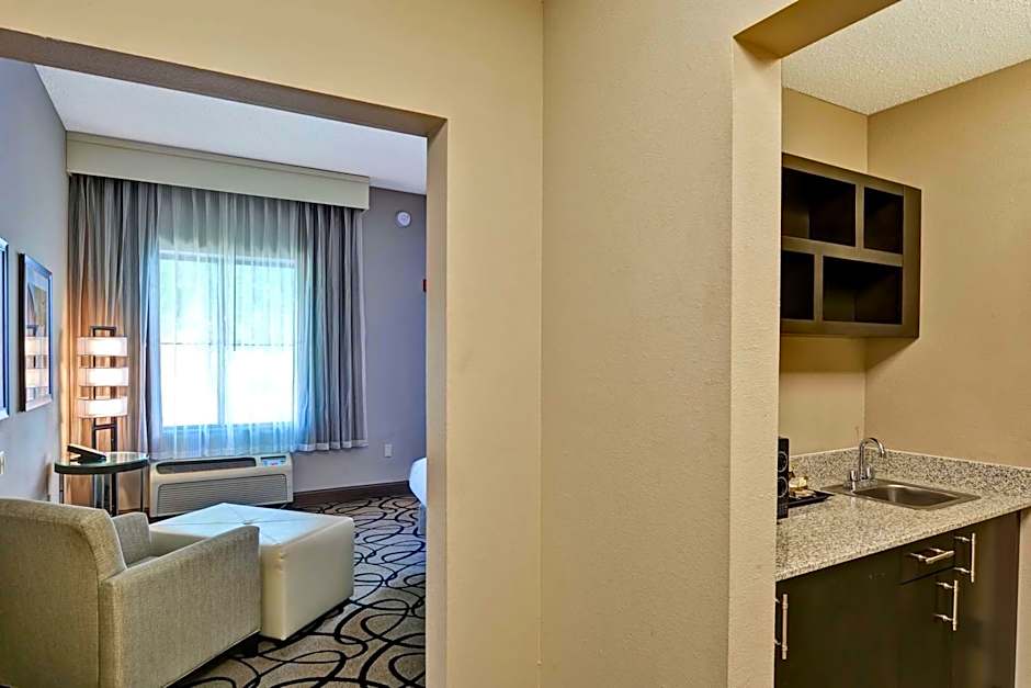 DoubleTree by Hilton Hattiesburg