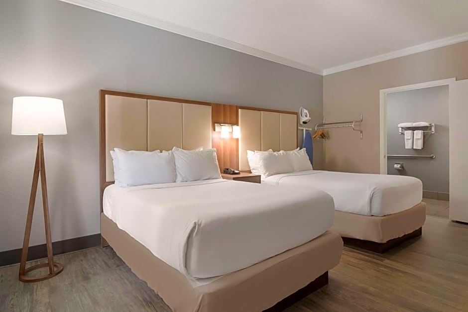 SureStay Hotel Helen Downtown by Best Western