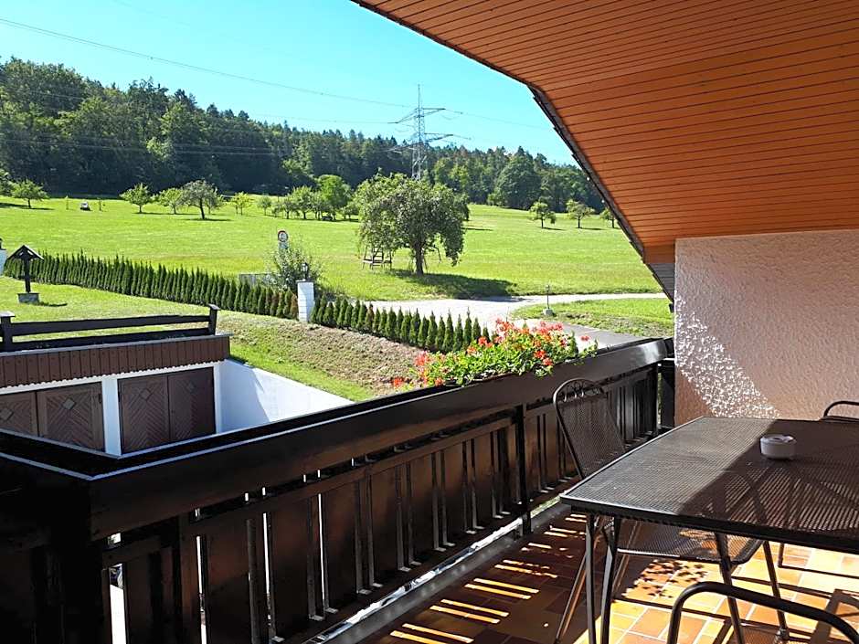 Hotel - Gasthof Spessarttor & Hotel Bergwiesen -hier auf Wunsch Zimmer mit Balkon