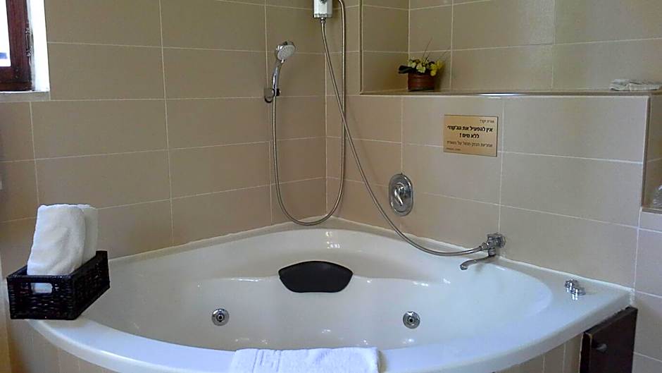 Photo 1 of 12 of Superior, Jetted Tub