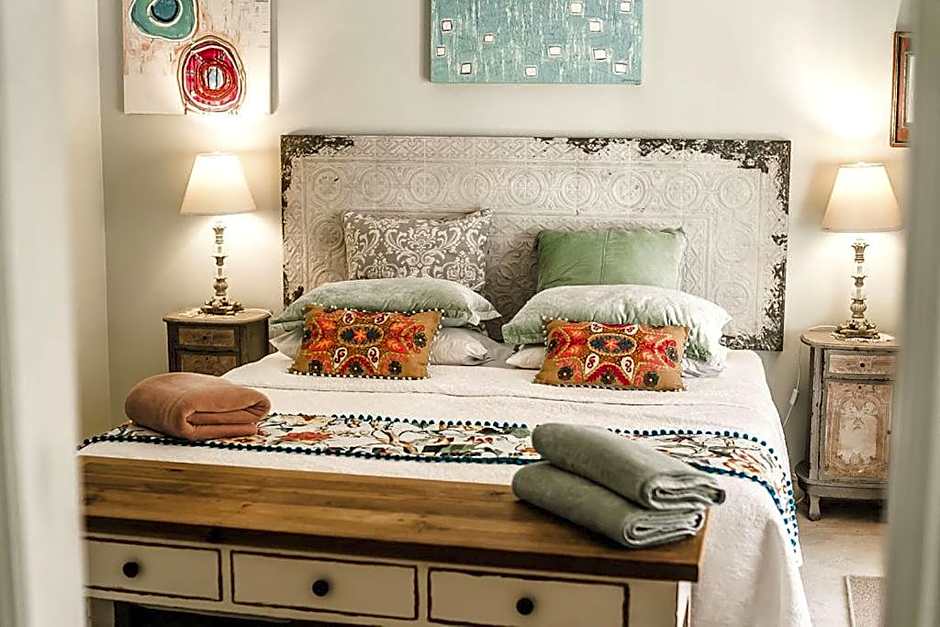 Noosa Valley Manor B&B