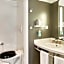 B&B HOTEL Rueil-Malmaison Gare
