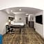 La Quinta Inn & Suites by Wyndham Mcalester
