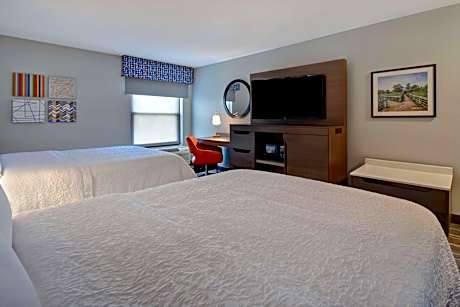 Queen Room with Two Queen Beds - Mobility and Hearing Access/Non-Smoking