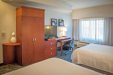 Double Queen Room