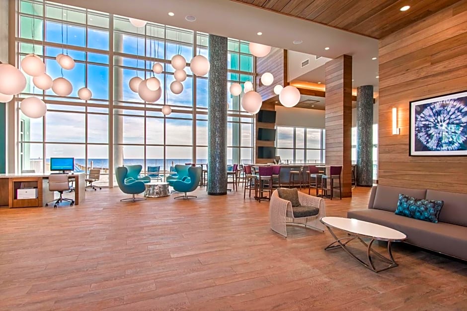 Hampton Inn By Hilton & Suites Panama City Beach-Beachfront