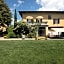 Al Porto Di Lucca B&B