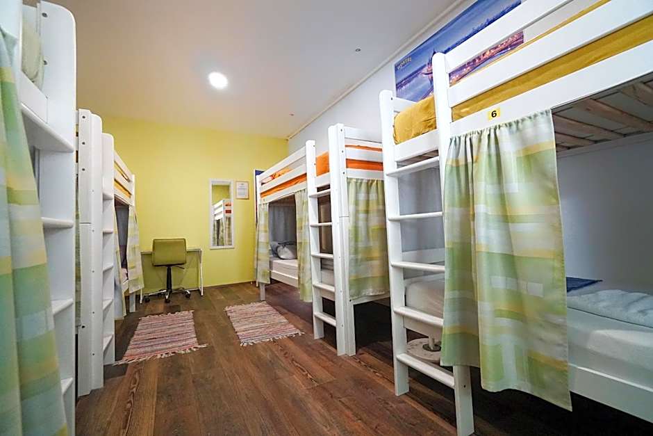Oasis hostel