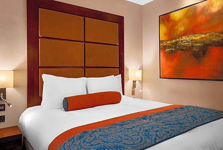 Leonardo Royal London St Paul's