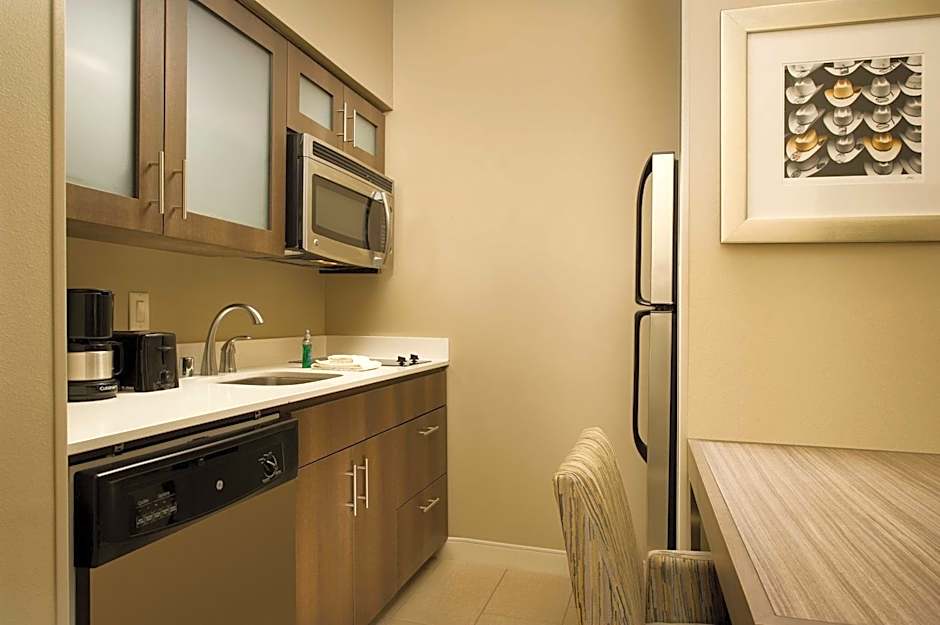Homewood Suites By Hilton Midland