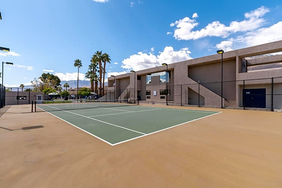 Vista Mirage Resort