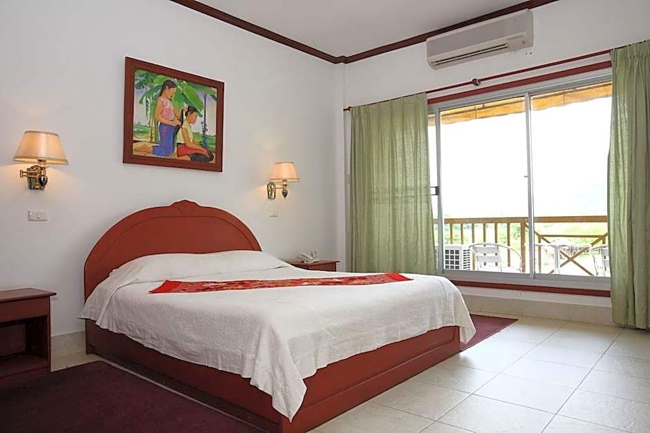 Vansana Hotel Vang Vieng