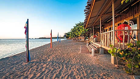 Crusoe Cabins Casobe