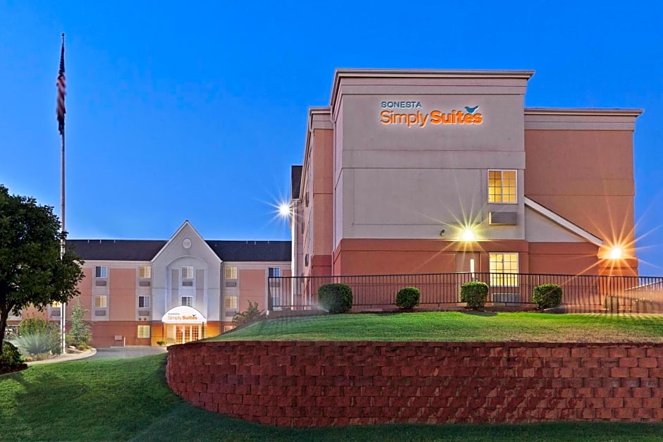 Sonesta Simply Suites Oklahoma City Airport