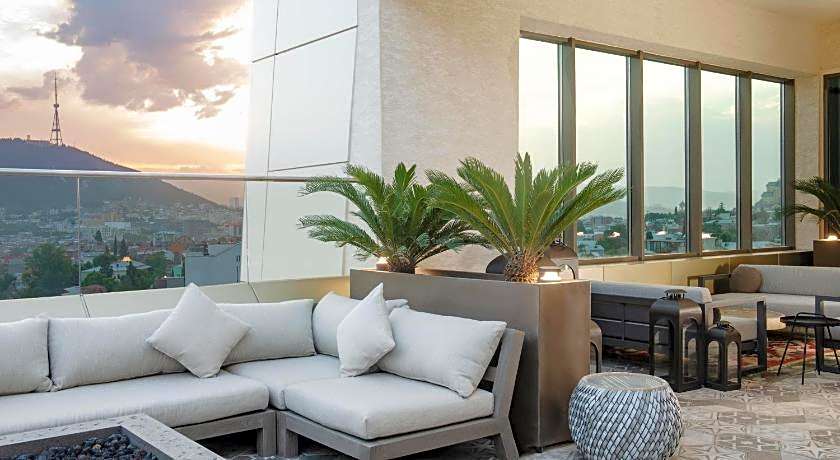 Sheraton Grand Tbilisi Metechi Palace