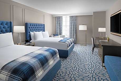 Meadow Queen Room - Mobility Accessible with Tub