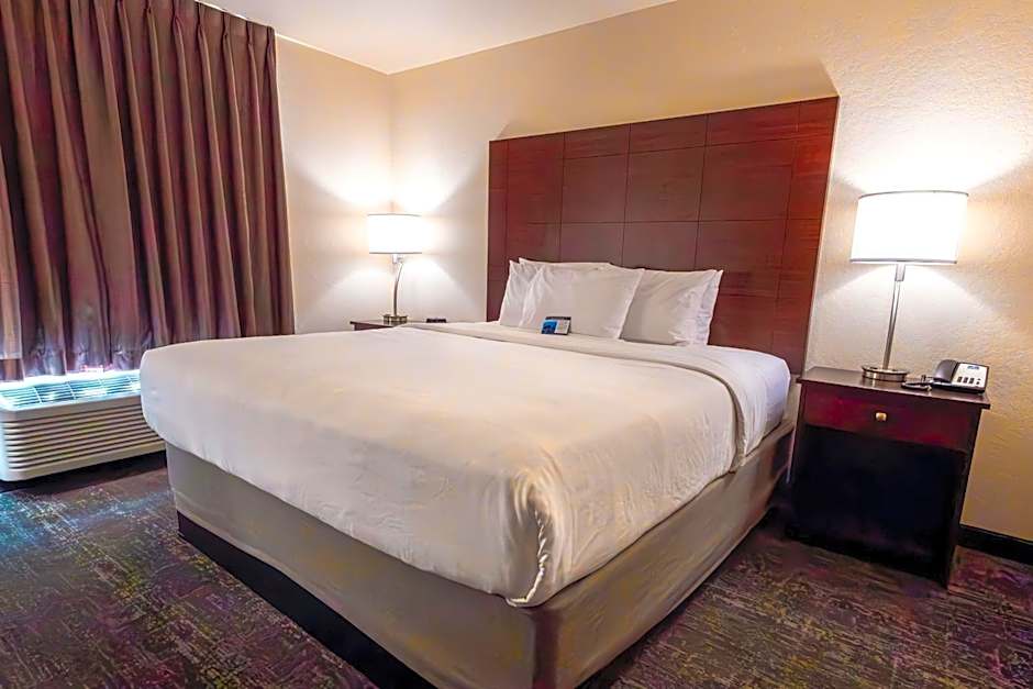 Cobblestone Inn & Suites - Big Lake