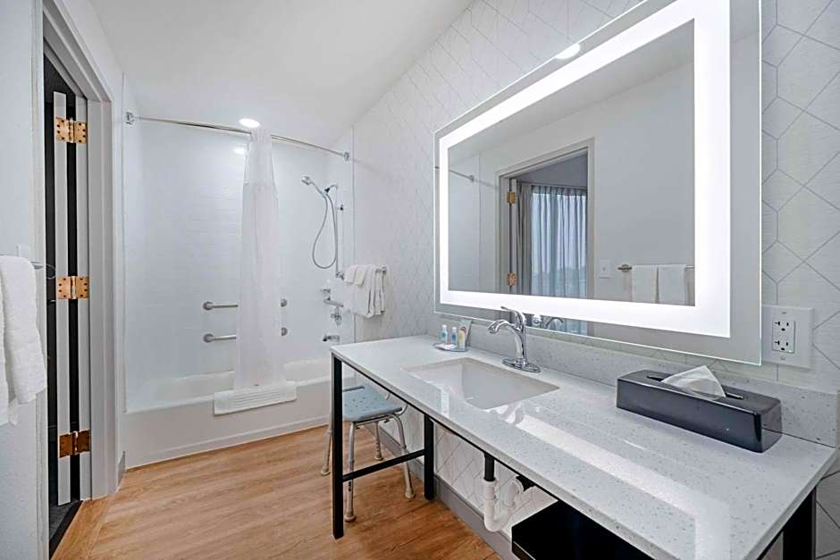 Comfort Suites Idaho Falls