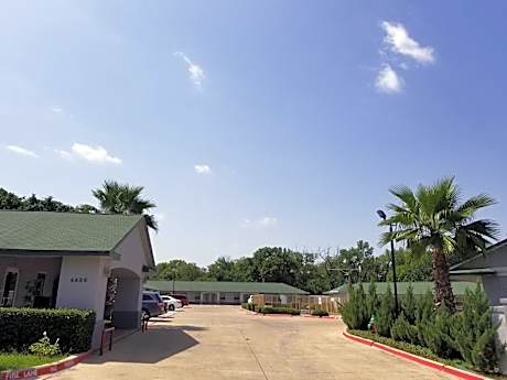 Haltom Inn Fort Worth