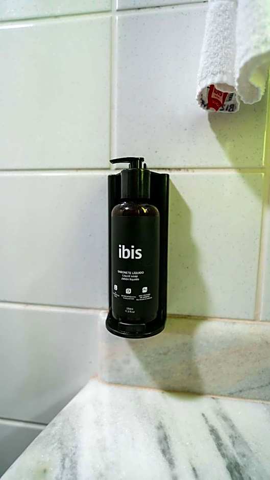 ibis Santos Gonzaga Praia