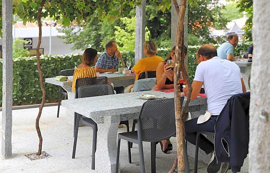 Hotel Ristorante Grotto Serta