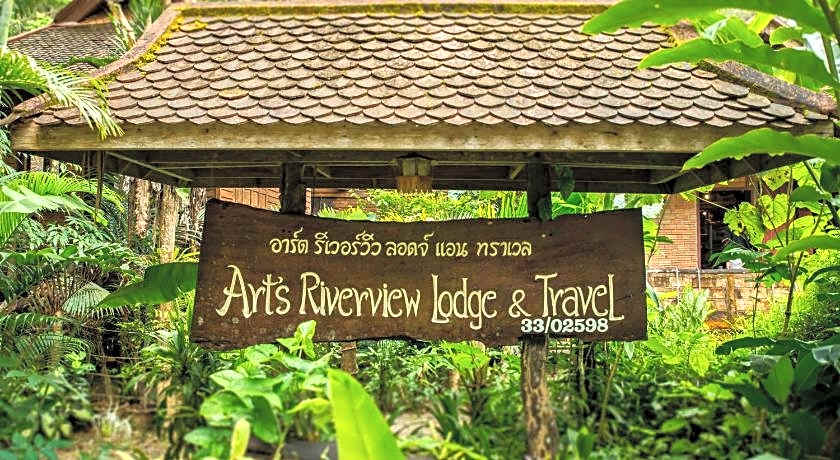 Art's Riverview Lodge