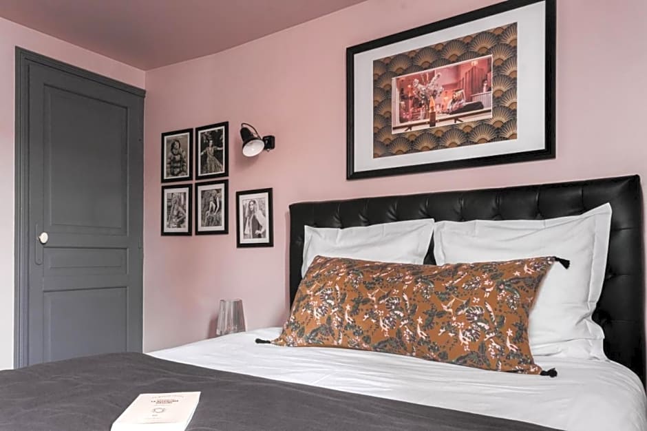 La Femme d'à Côté