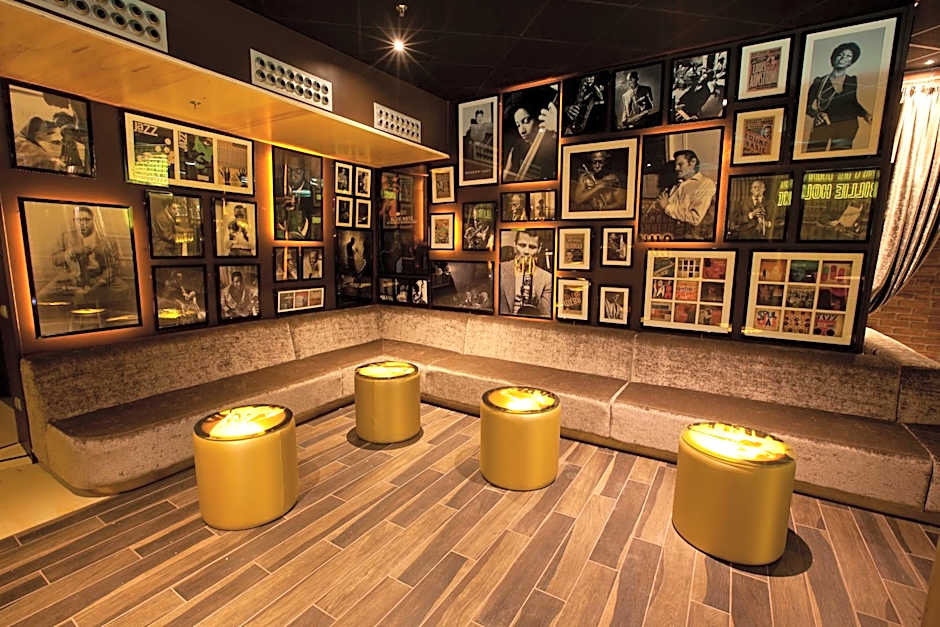 Riviera Beachotel - Adults Recommended