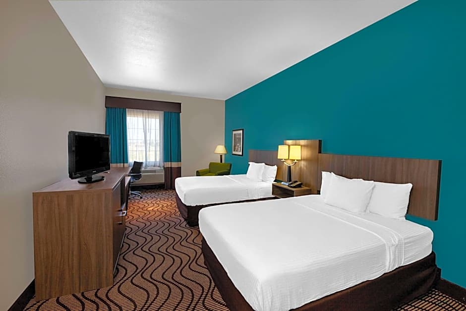 La Quinta Inn & Suites by Wyndham Midland North
